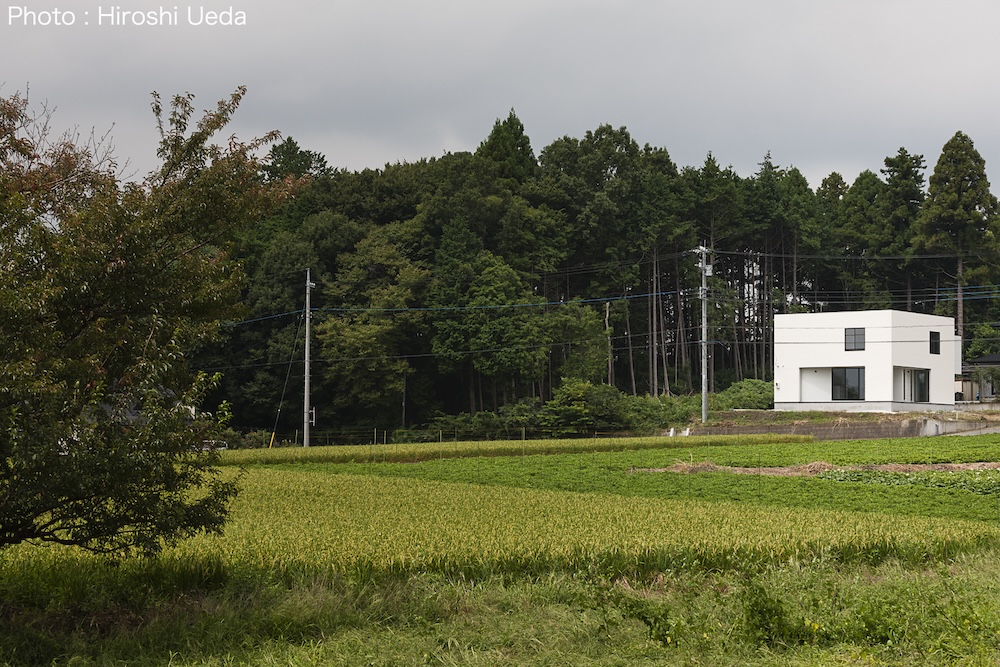 栃木県で完成した木造2階建ての音楽スタジオのある住宅です。