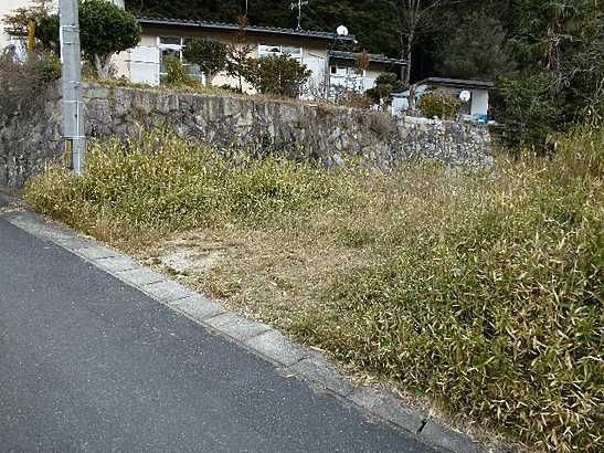 広島市安佐北区可部町綾ヶ谷字久保　土地